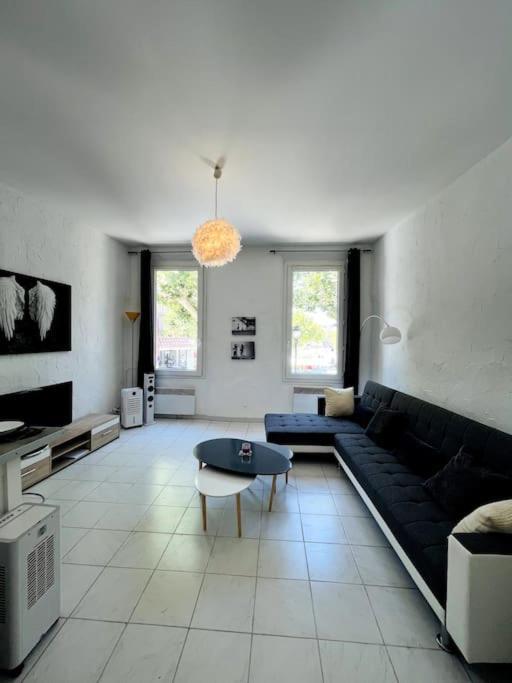 So'Conciergerie -Studio Situe Dans Le Centre Ville 卡西斯 外观 照片